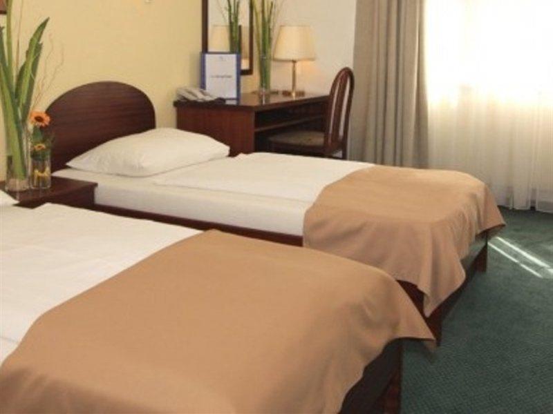 Hotel Calmo Vienna Esterno foto
