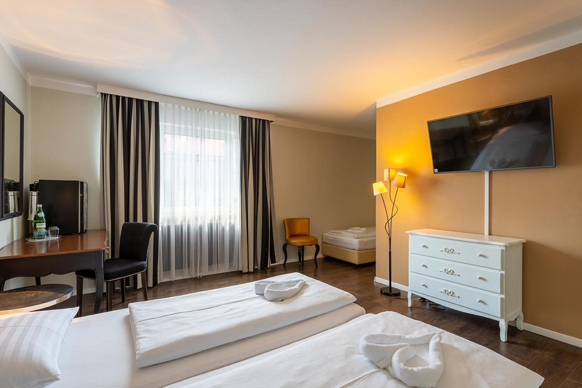 Hotel Calmo Vienna Esterno foto