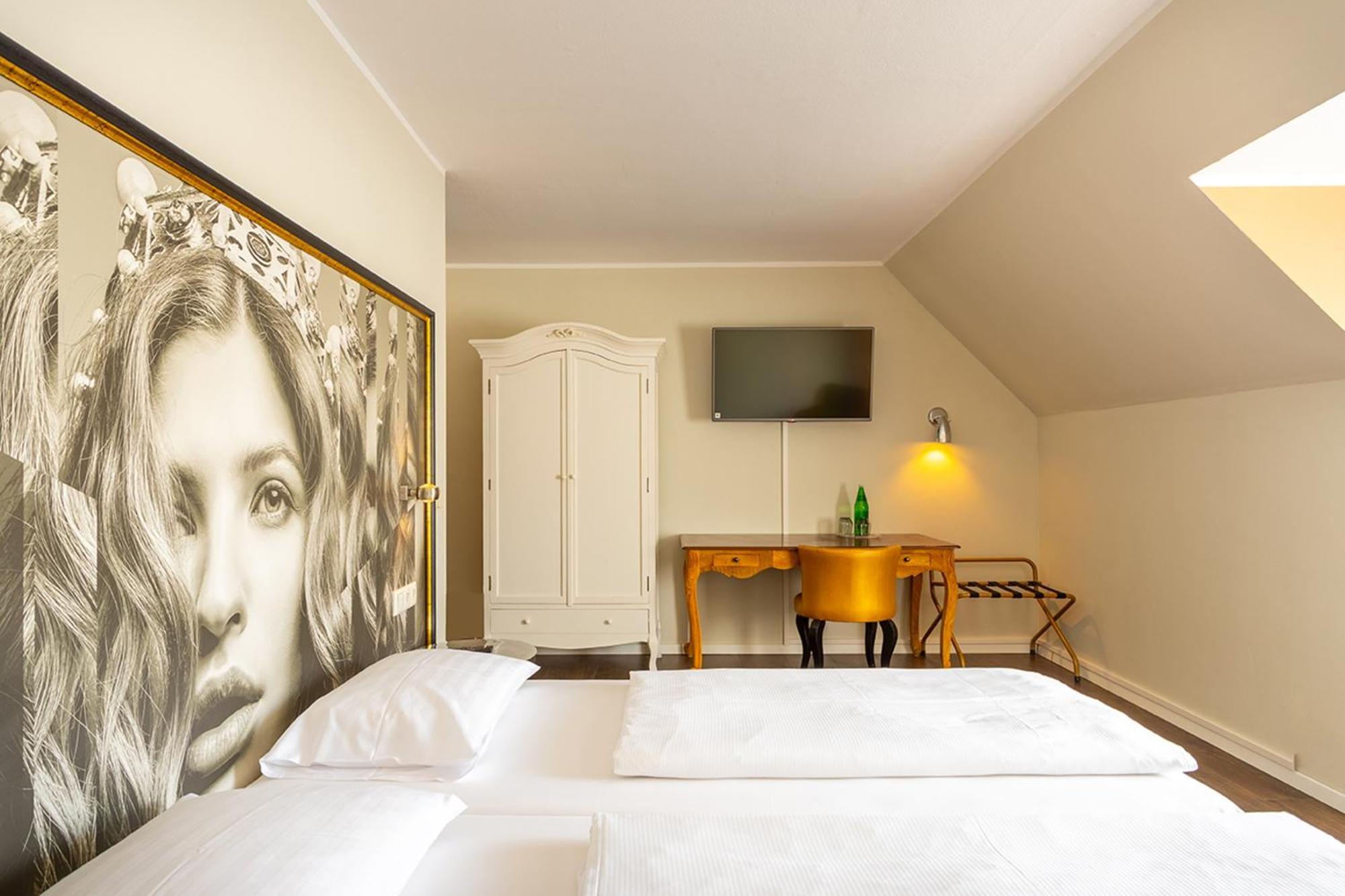 Hotel Calmo Vienna Esterno foto