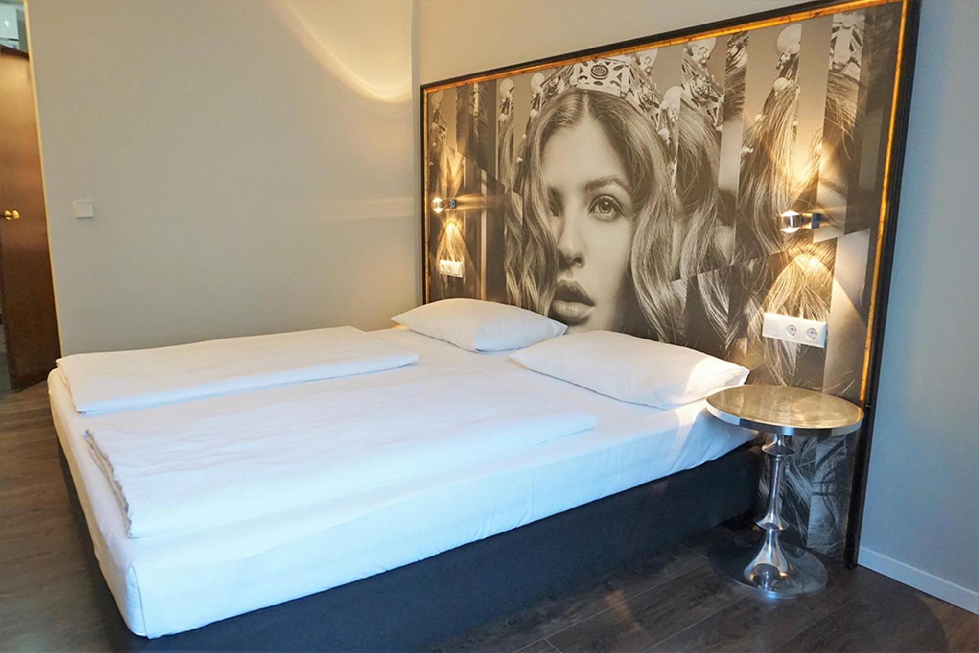 Hotel Calmo Vienna Esterno foto